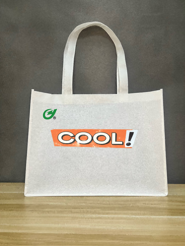 RPET Återvunnen polyester Nonwoven Rolls Tote Handtag påsar med anpassad logotyp